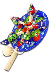 Èãðóøêà, ïÿòü êóð çà åäîé