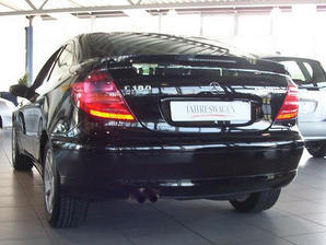 Mercedes-Benz C180K Sportcoupe wie neu!, Sportwagen/Coupé