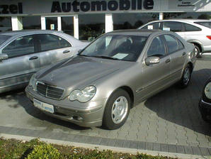 Mercedes-Benz C220CDI 1.Hand wie neu!, Limousine