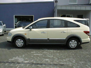 SsangYong TAXI Rodius 270XDI 7Sitze, Van/Kleinbus